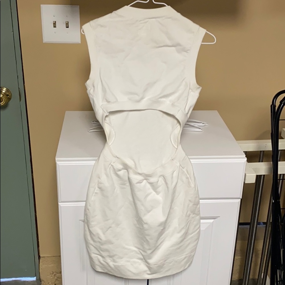 Bebe Dress - Picture 2 of 4